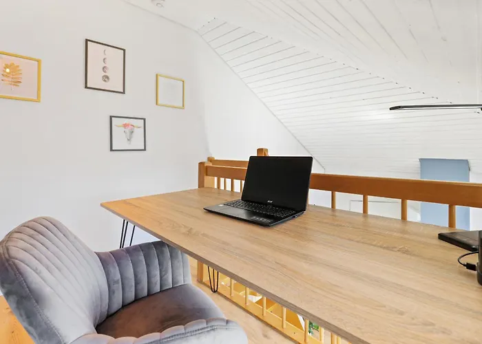 Apart21 - Blue - Maisonette - Netflix - Parking - Near Audi